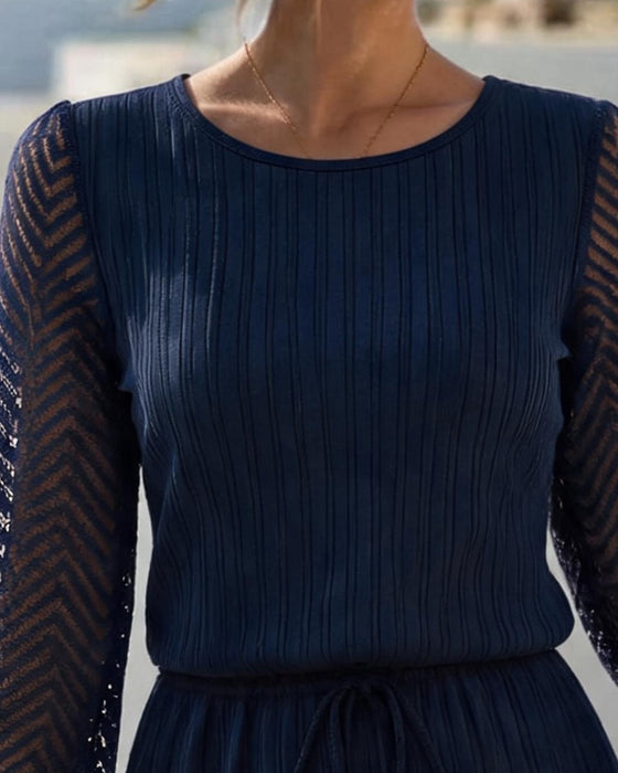 Kleid Rundhals Ausschnitt Langer Ärmel Taille