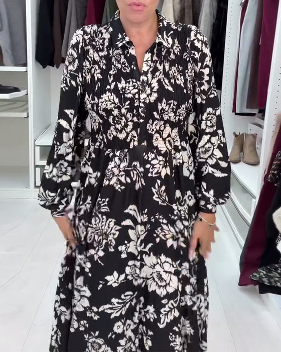 Kleid Mit Reverskragen Und Bedruckter Taille
