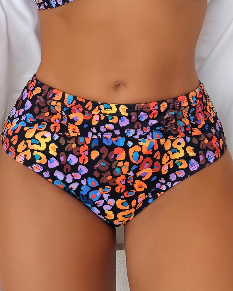 Modischer zweiteiliger Bikini mit Blumenmuster