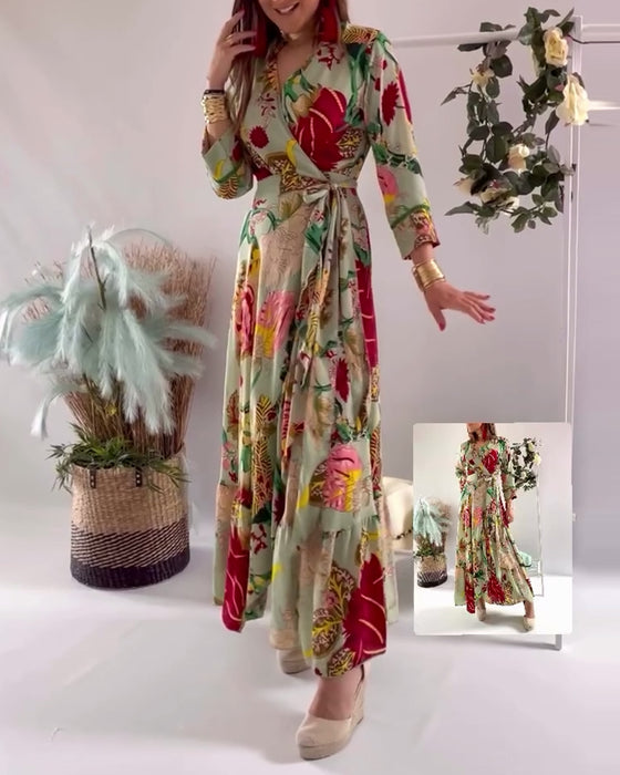 Langes Damenkleid mit Schnürung und Blumenmuster an der Taille