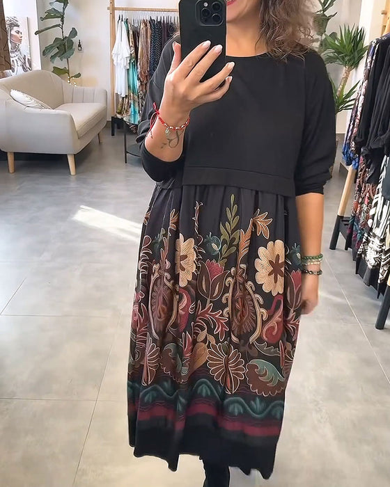 Kleid Blumig Rundhals Patchwork Ausgestellt