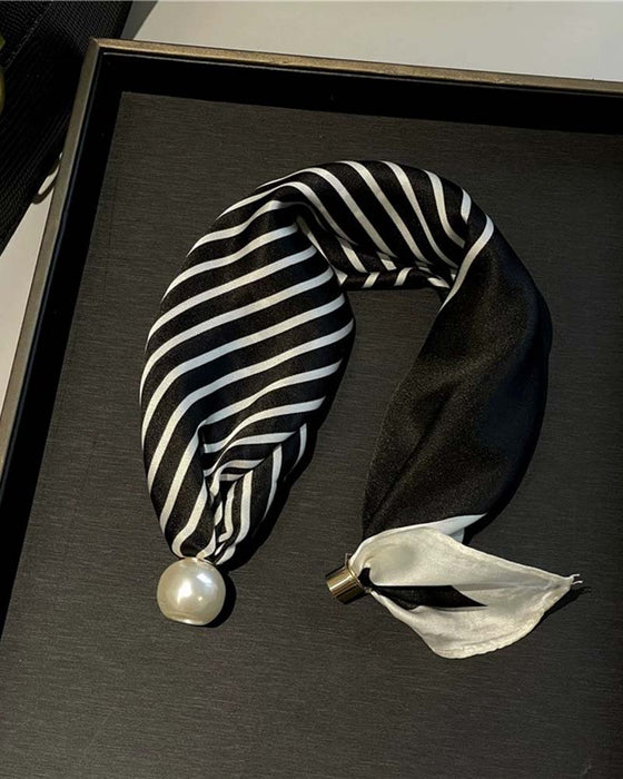 Müheloser Glamour: Perlenkettenschal 🧣