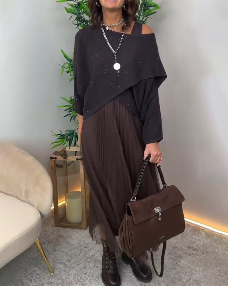 Set Mit Elegantem Stil, Asymmetrischem Pullover Und Spitzenrock