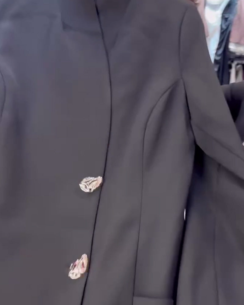 Kleid Stehkragen Metallknopf Anzug