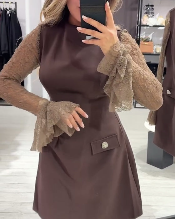 Stilvolles und elegantes Kleid mit Glockenärmeln