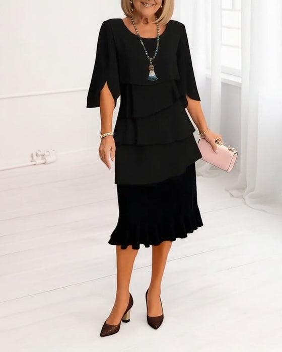Kleid stylisch runder Ausschnitt etagen