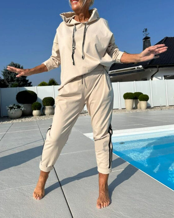 Casual Zweiteilige Set Mit Damen Kapuzen - Sweatshirt Und Hosen
