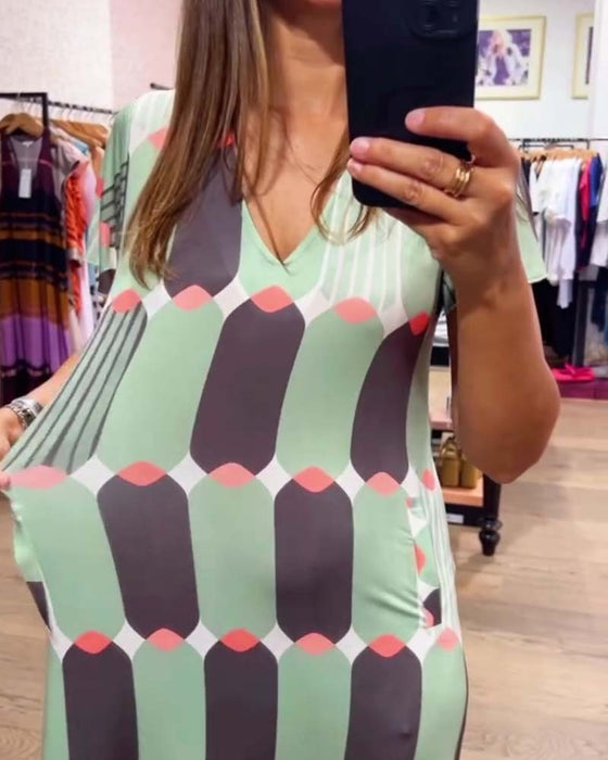 Kleid V-Ausschnitt Kurzarm Weiter Rock