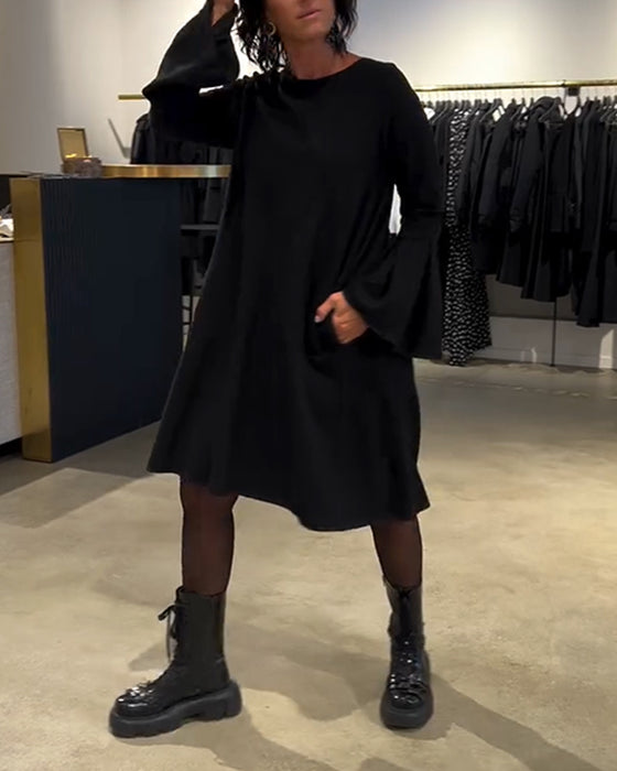 Kleid Uni Schwingenärmel Rüschen