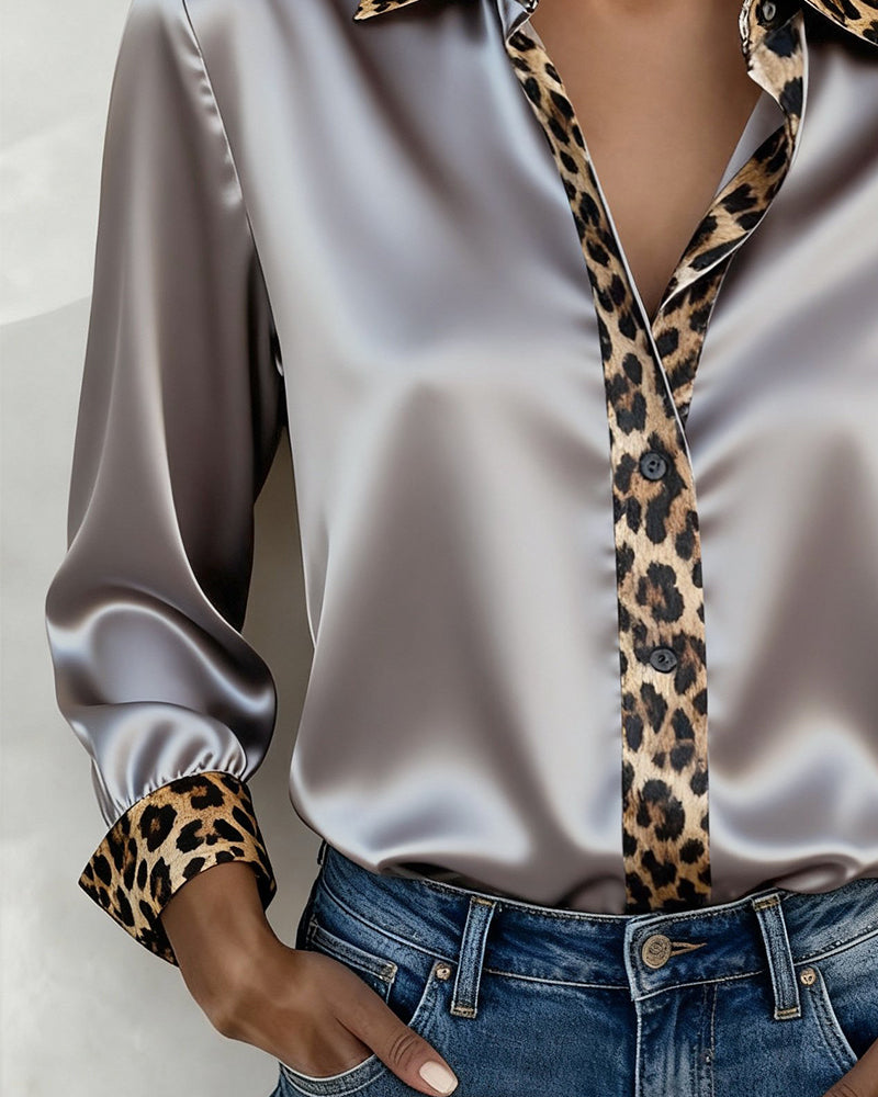 Hemd Revers Leopardenmuster Kontrast