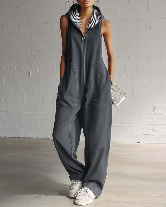 Unifarbener Jumpsuit Mit Kapuze Und Tasche
