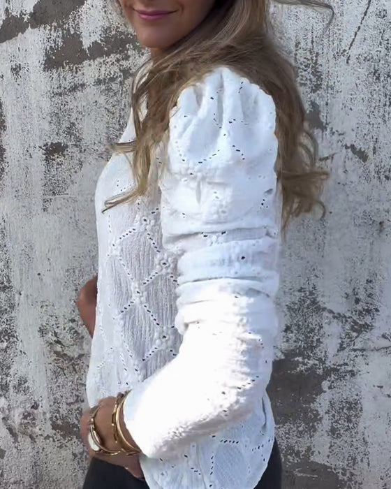 Bluse Mit Puffärmeln Und Ausschnitt