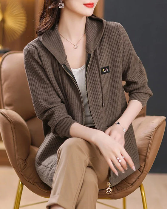 Jacke Mit Kapuze Und Reißverschluss