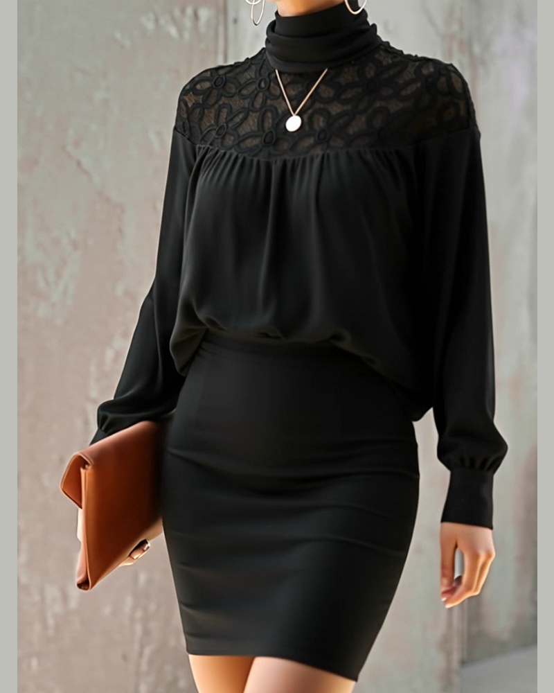 Kleid hoher Ausschnitt spitzenbesetzt Mode