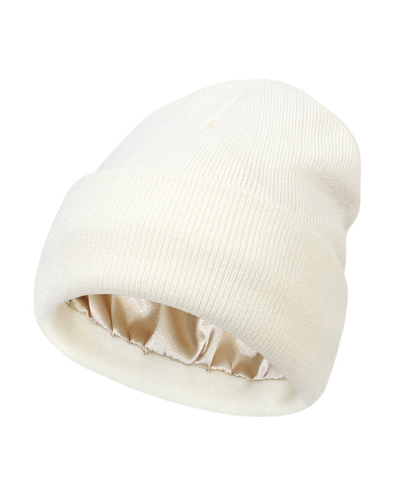 Einfarbige Strickmütze