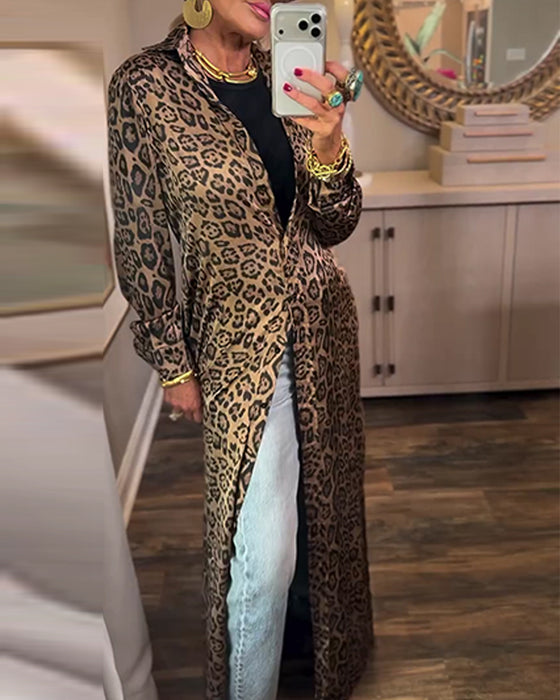Kleid Leopardenmuster Schlitz Langarm