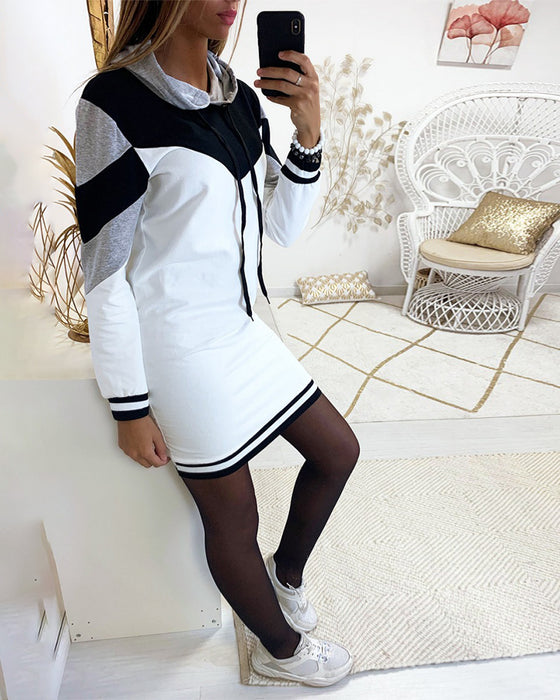 Kleid lässig mit Kapuze und langen Ärmeln in Kontrastfarbe