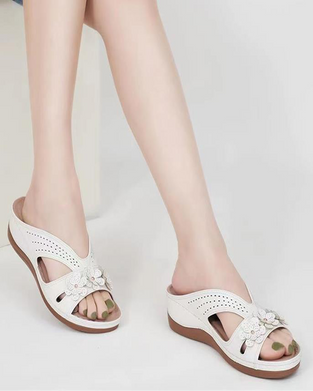 Sandale Vintage Einfarbig Blumen Keil