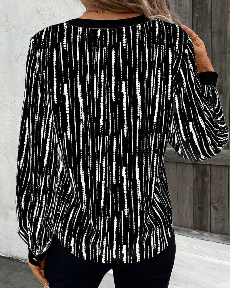 Modische Bluse Mit Geometrischem Muster