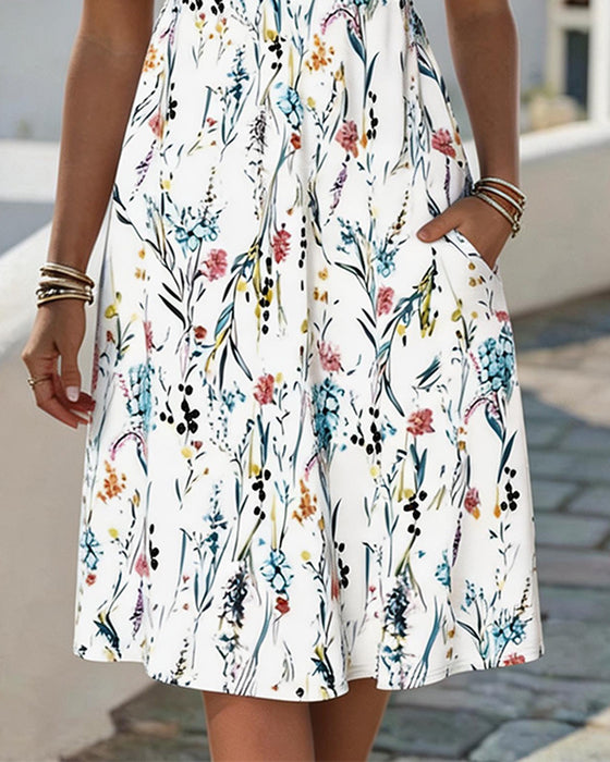 Kleid V Ausschnitt Weißer Hintergrund Aquarell Floral Print