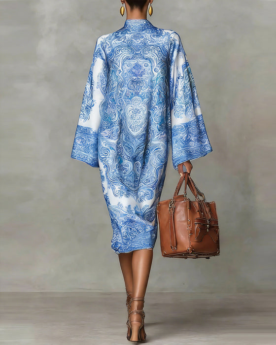 Hochgeschlossenes Kleid mit Vintage-Print