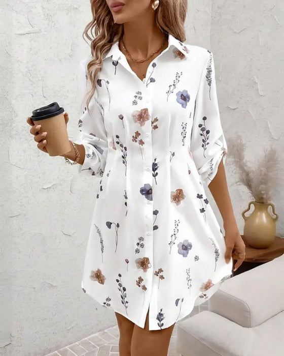 Kleid modisch Druck figurbetont