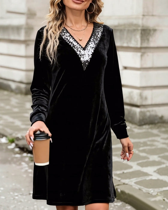 elegantes Paillettenkleid mit V-Ausschnitt