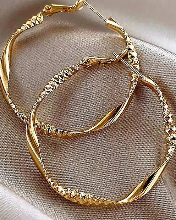 Minimalistisch Unregelmäßig Gedrehter Ring Ohrringe Elegant Texturiertes Design