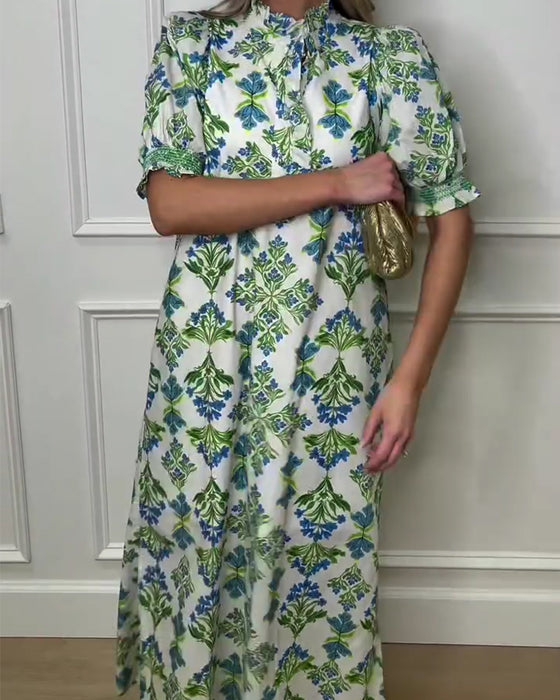 Kleid Pflanzendruck Stehkragen