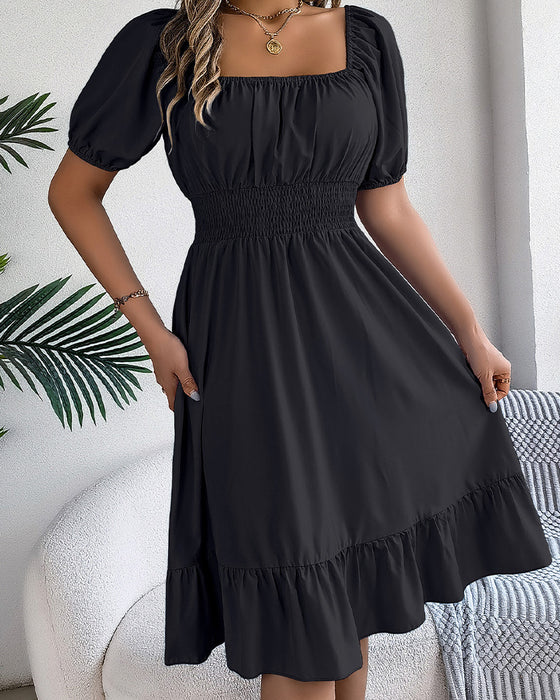Kleid Quadratischer Ausschnitt Tailliert Rüsche A-Linie