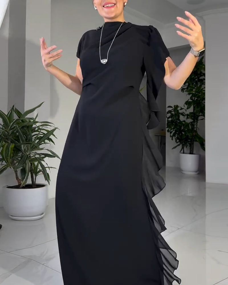 Modisches unifarbenes Kleid mit Rüschen-Design