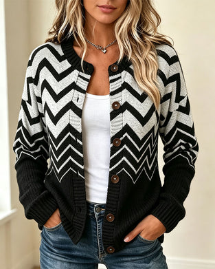 Strickjacke Wellig Gestreift Knopf