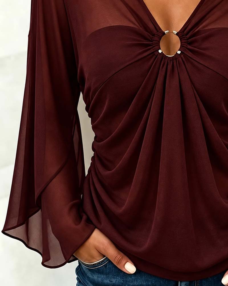 Bluse V-Ausschnitt Metall Ring Twist