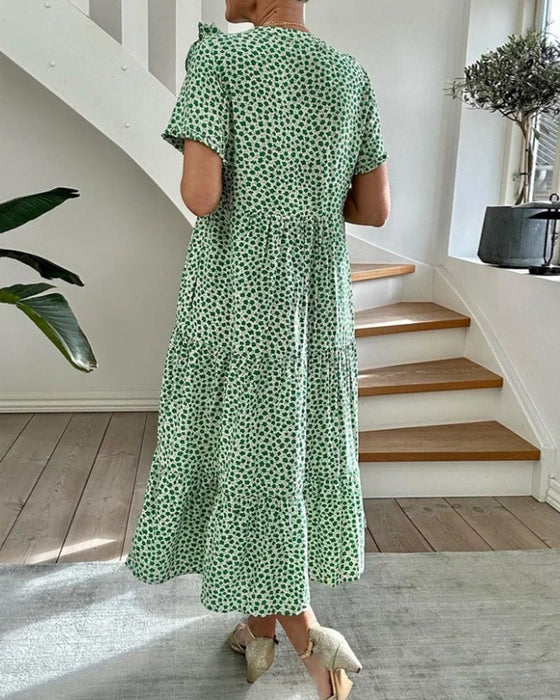 Kurzärmliges Kleid mit Blumendruck
