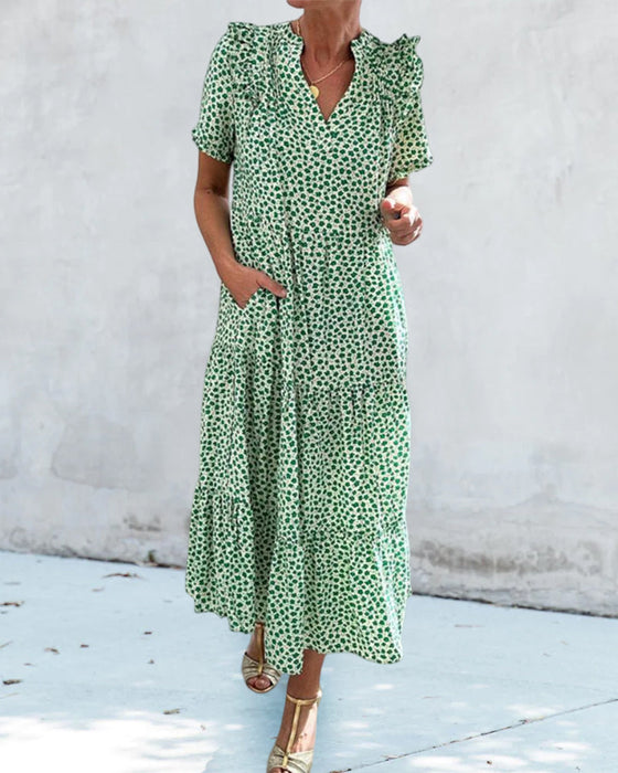 Kurzärmliges Kleid mit Blumendruck