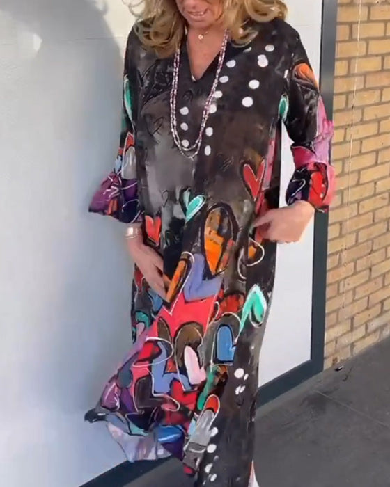 Kleid mit V-Ausschnitt, Herzmuster und langen Ärmeln