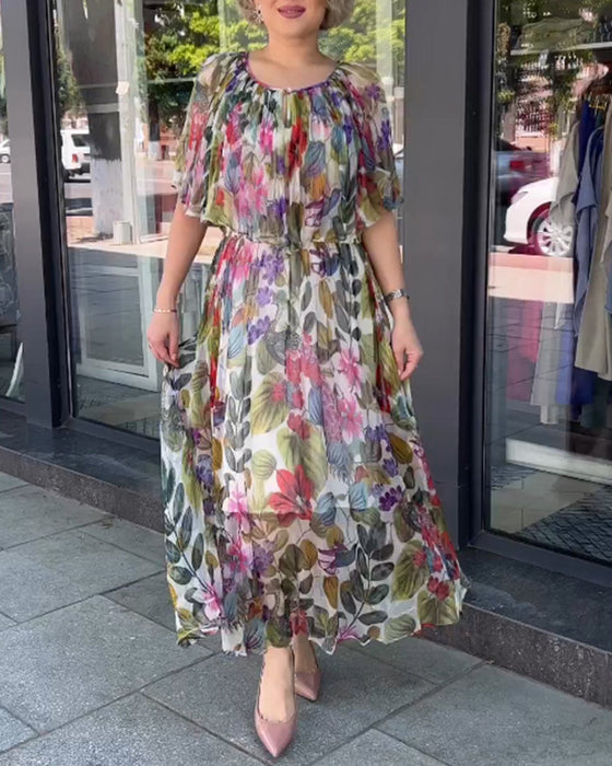 Kleid mit Blumendruck und Rundhalsausschnitt