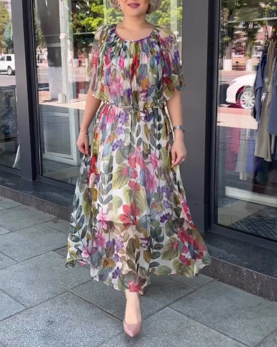 Kleid mit Blumendruck und Rundhalsausschnitt