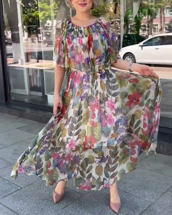 Kleid mit Blumendruck und Rundhalsausschnitt