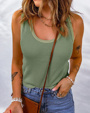 Einfarbiges Tanktop mit U-Ausschnitt