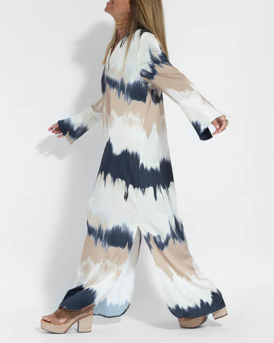 Langarmkleid mit V-Ausschnitt