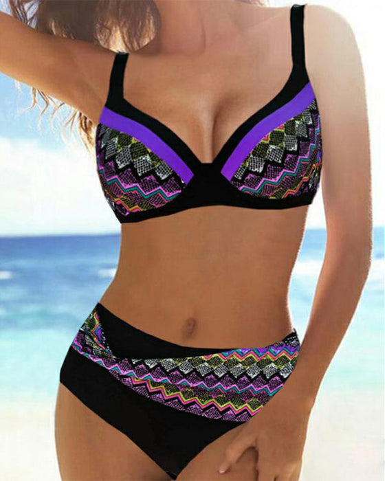 Push-up-Bikinis mit hoher Taille und Streifendruck