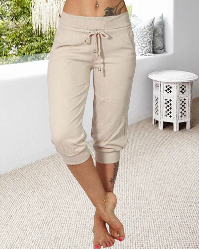 Einfarbige, verkürzte Lounge-Hose mit Taschen