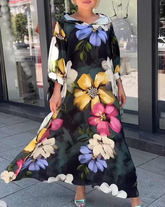 Kleid mit Blumendruck und 3/4-Ärmeln