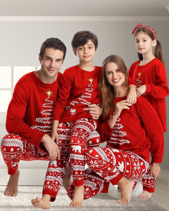 Weihnachts-Familienpyjama mit Weihnachtsbaum-Print