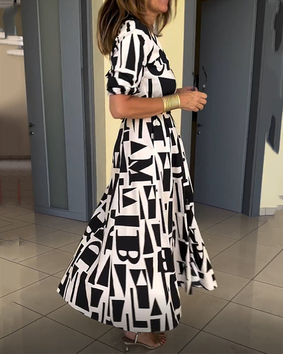 Kleid mit geometrischem Print und lockerer Passform