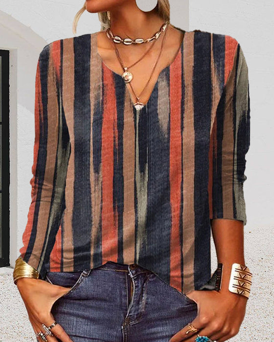 Langarmshirt mit V-Ausschnitt und Aufdruck