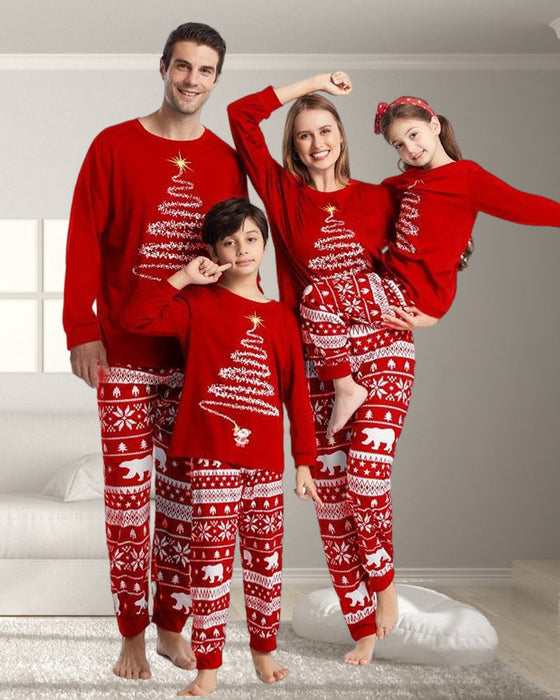Weihnachts-Familienpyjama mit Weihnachtsbaum-Print