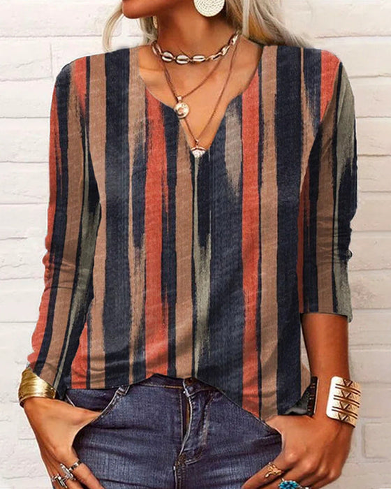 Langarmshirt mit V-Ausschnitt und Aufdruck