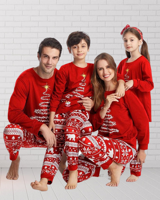 Weihnachts-Familienpyjama mit Weihnachtsbaum-Print